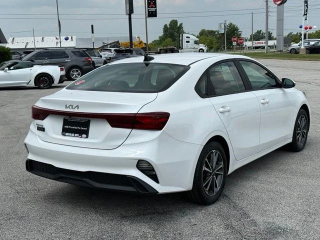 Certified Used 2023 White Kia LXS image 7
