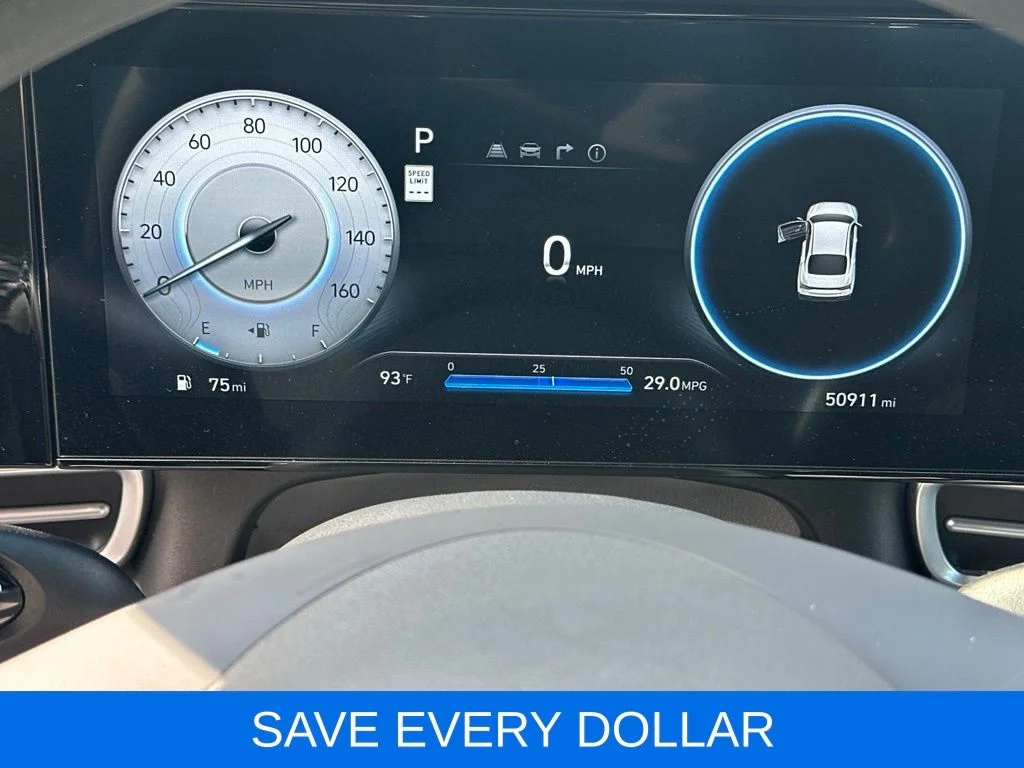 Used 2024  Hyundai SEL image 12