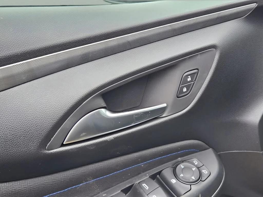 2026 Buick Envista Sport Touring - Photo 17