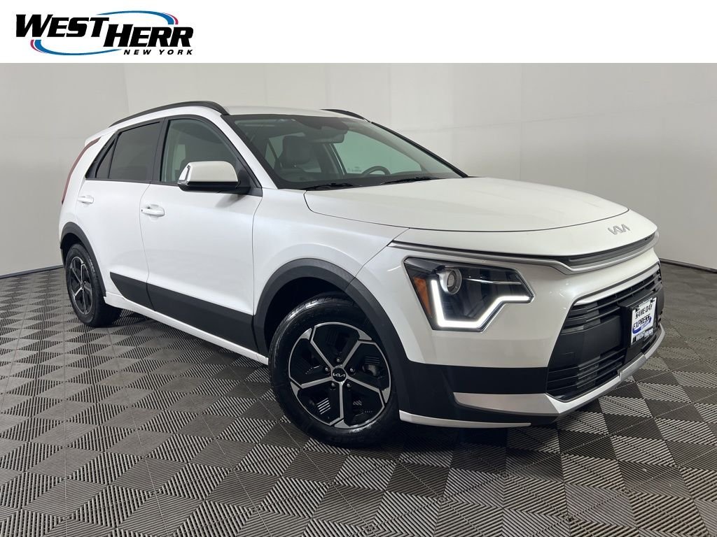 2023 Kia Niro EX HEV's photo