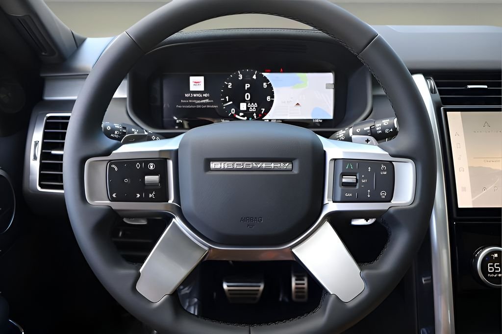 Used 2026 Red Land Rover  image 18