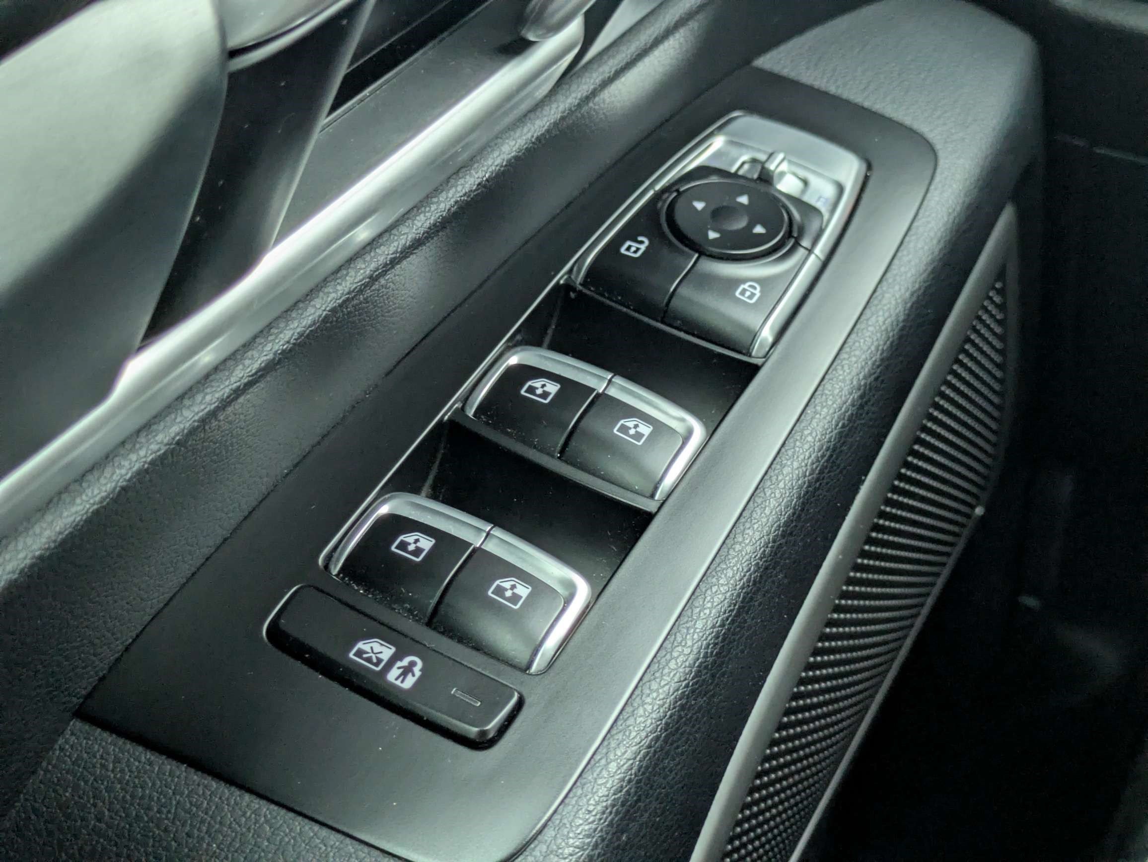 Used 2022 Black Copper Kia S image 32