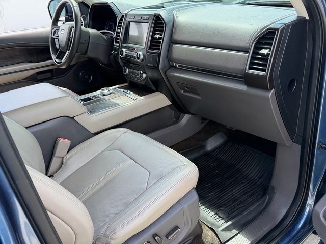 Used 2018 Blue Ford Limited image 18