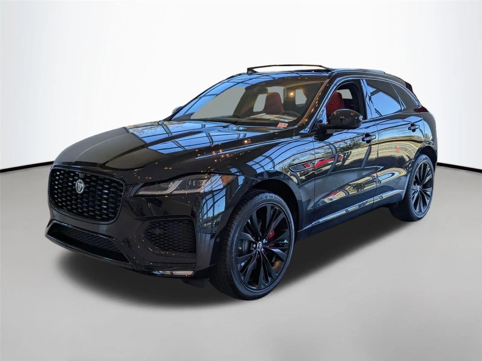2026 Jaguar F-PACE P400 R-Dynamic S's photo