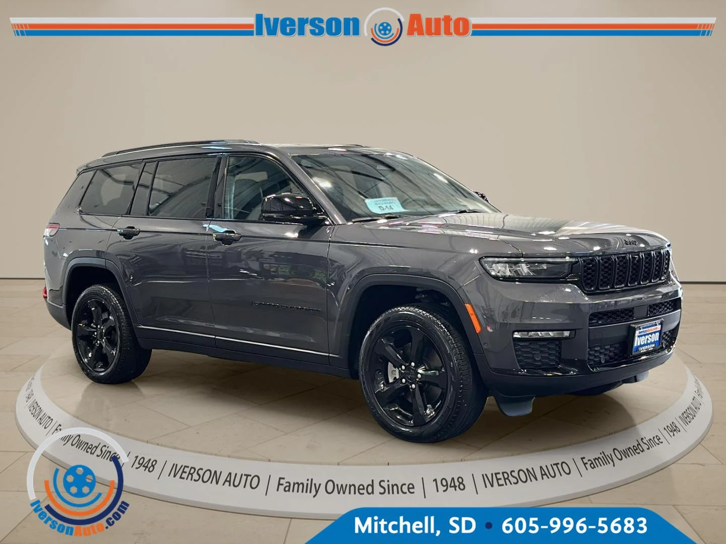 Used 2024 Baltic Gray Metallic Clearcoat Jeep Limited image 1