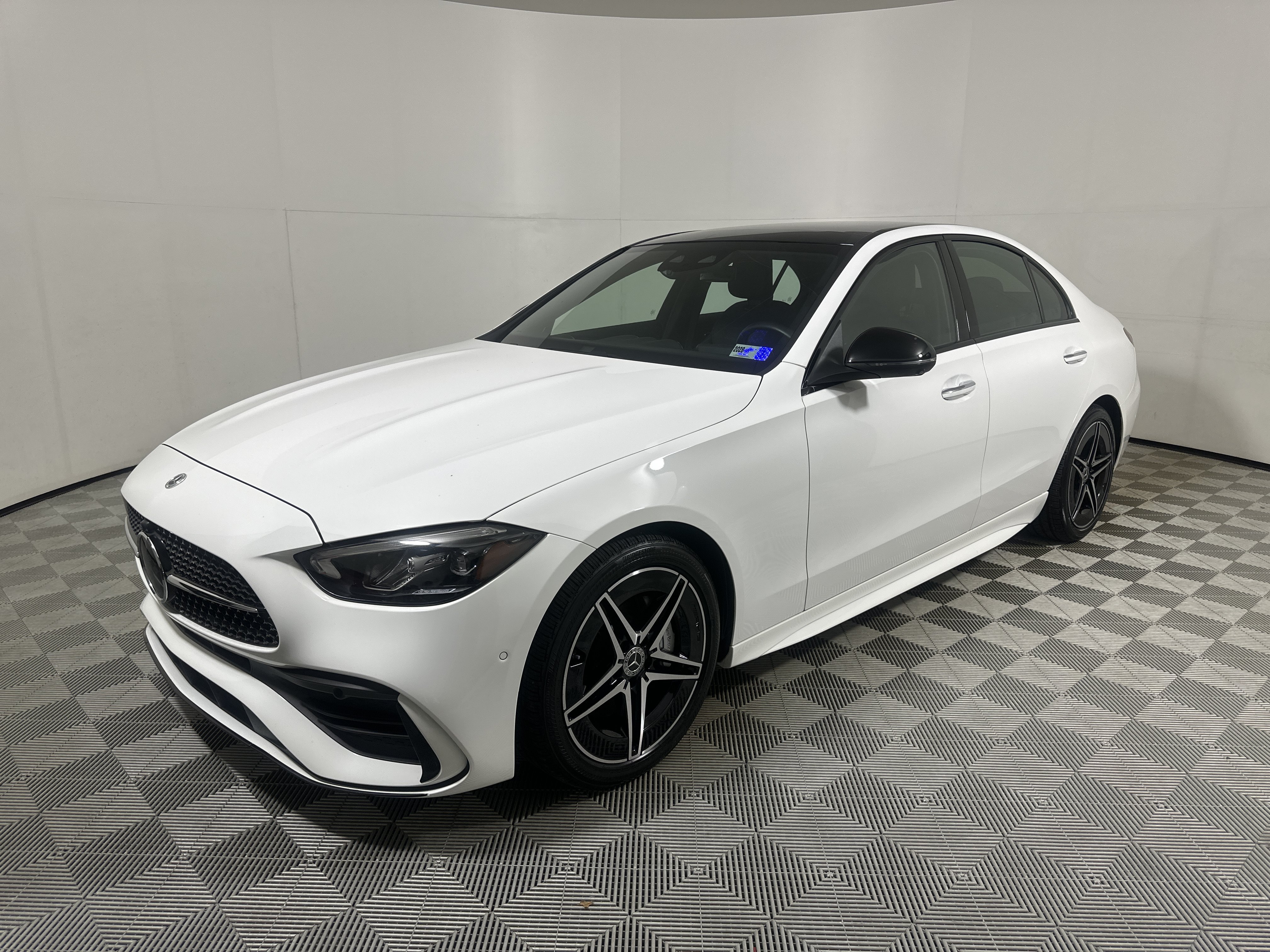 Used 2024 POLAR WHIT Mercedes-Benz C 300 image 3
