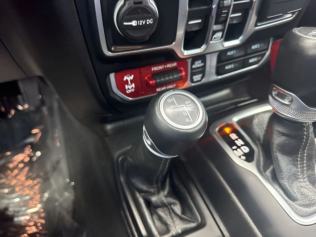 Used 2024 Gray Jeep Rubicon image 23