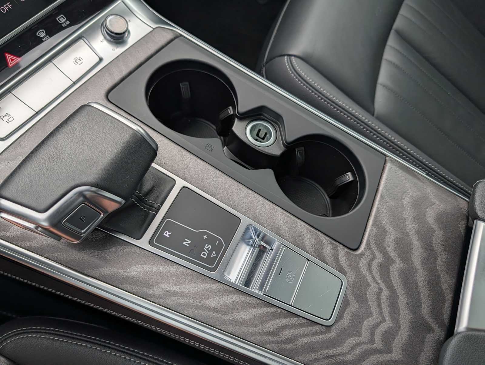 2024 Audi A6 Premium Plus - Photo 31