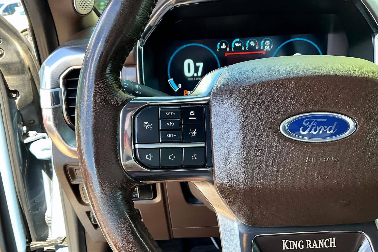 Used 2023 Azure Gray Metallic Tri-Coat/Stone Gray Ford King Ranch image 24