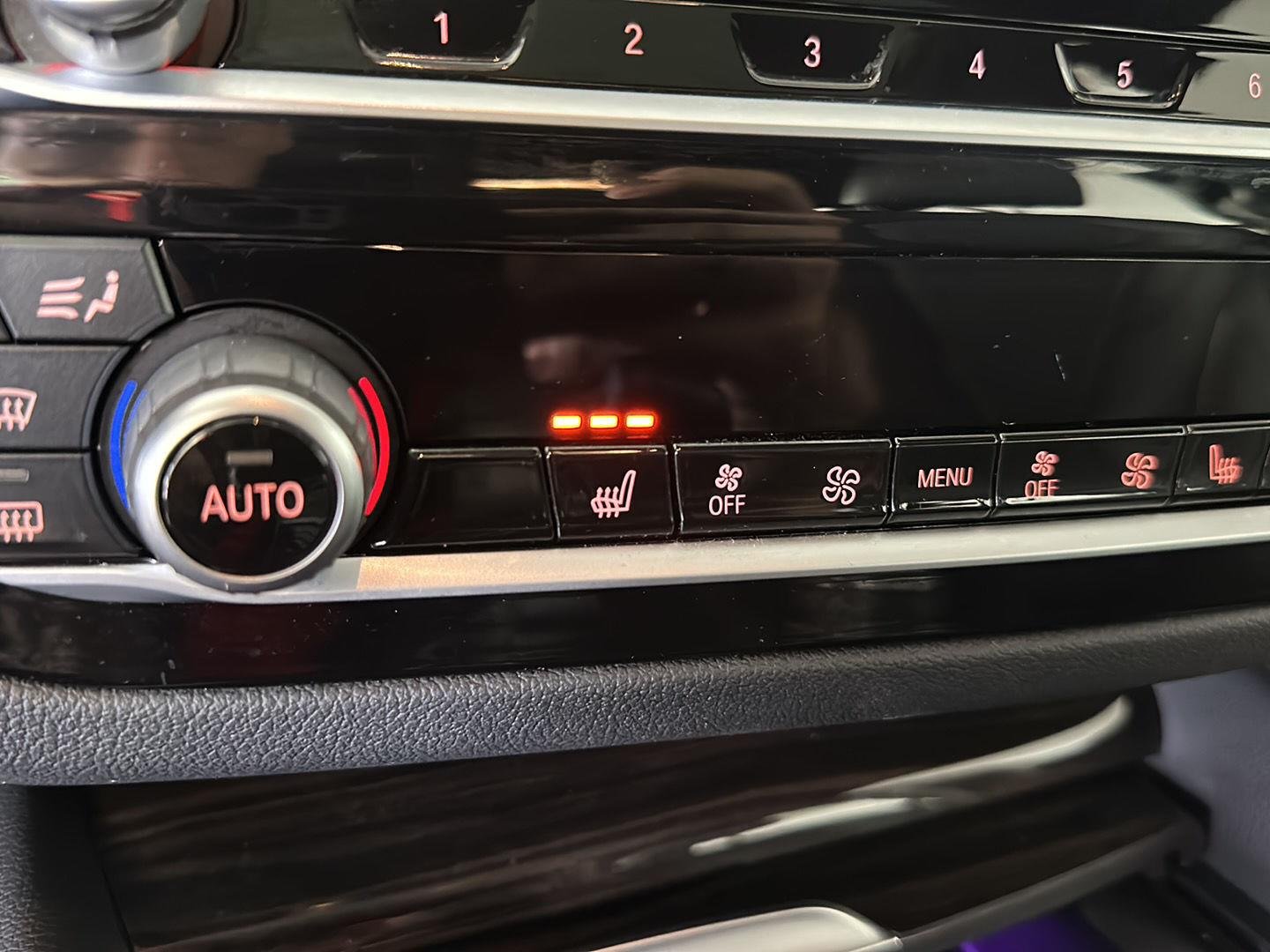 Used 2023 Black Sapphire Metallic BMW 530i xDrive image 9