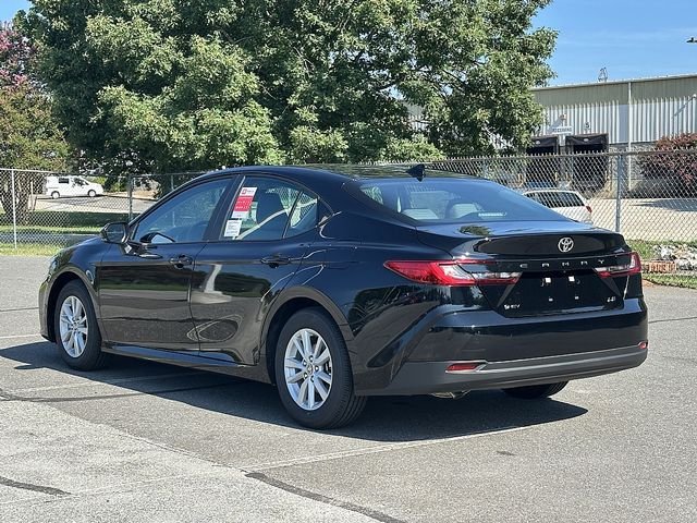 New 2026 Midnight Black Metallic Toyota LE image 5