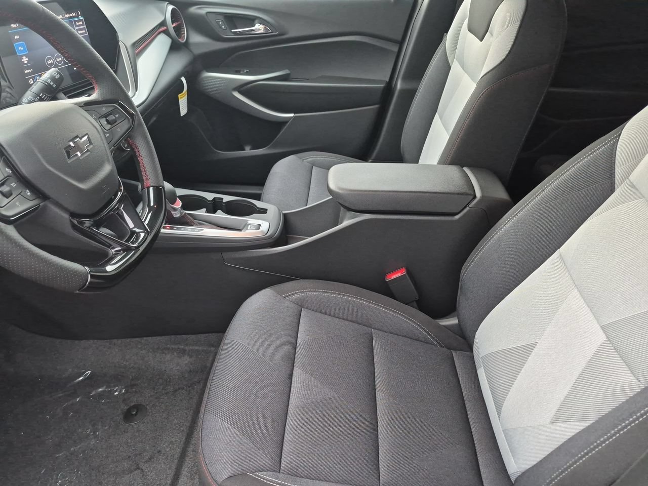 2026 Chevrolet Trax RS - Photo 17