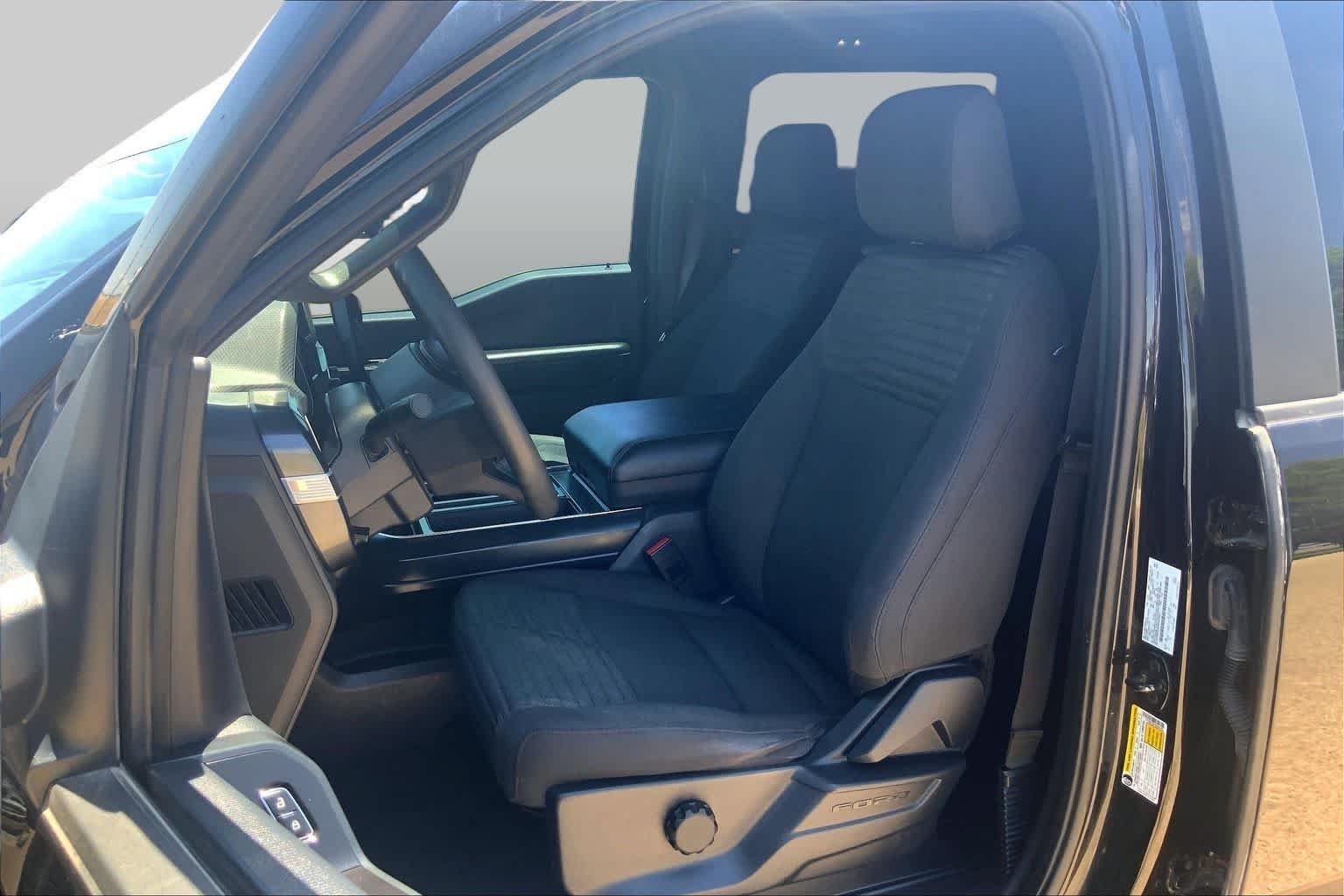 Used 2023 Agate Black Metallic Ford XL image 8