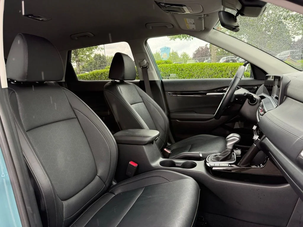 Used 2025 Pluton Blue Kia EX image 23