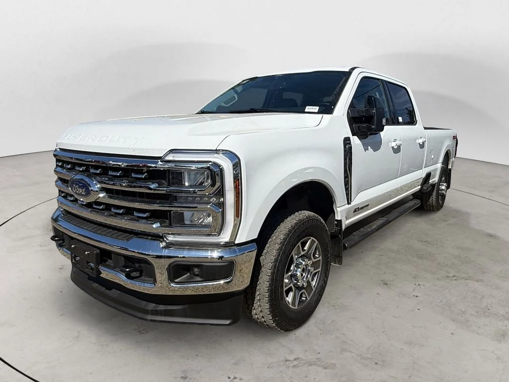 2025 Ford F-350 Lariat 4x4 Crew Cab 176 in SRW's photo