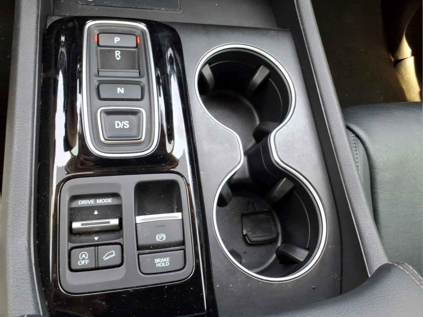2025 Honda Pilot Touring - Photo 26