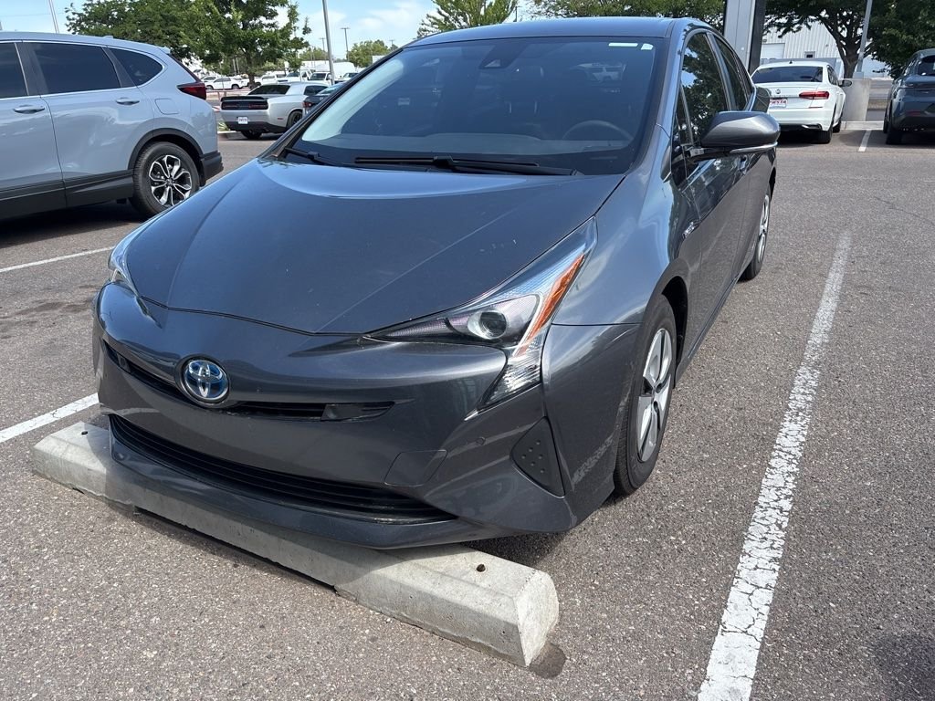 Used 2018 Gray Toyota Two image 3