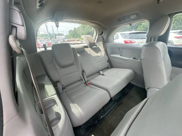 Used 2016 Gray Honda EX-L image 35
