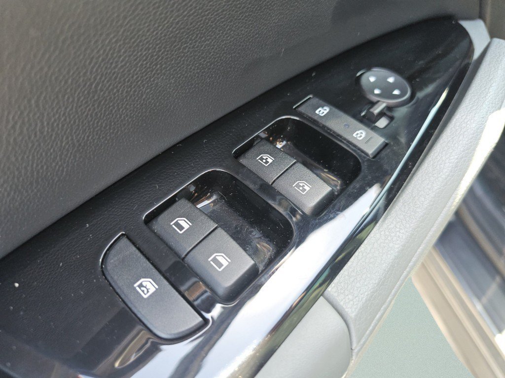 Certified Used 2023 Gravity Gray Kia X-Line image 31