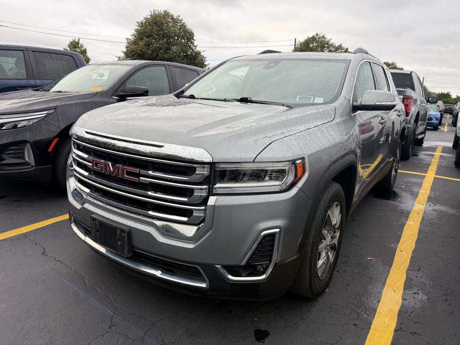 Used 2023 Sterling Metallic GMC SLT image 2