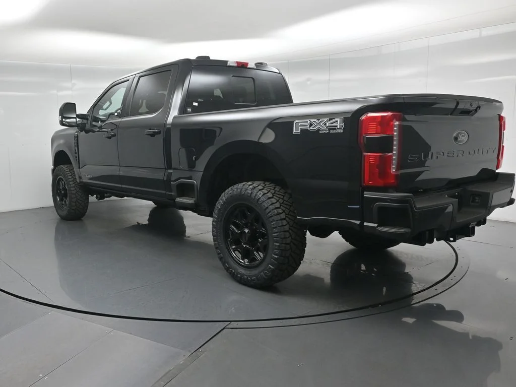 New 2026 Agate Black Metallic Ford Lariat image 28