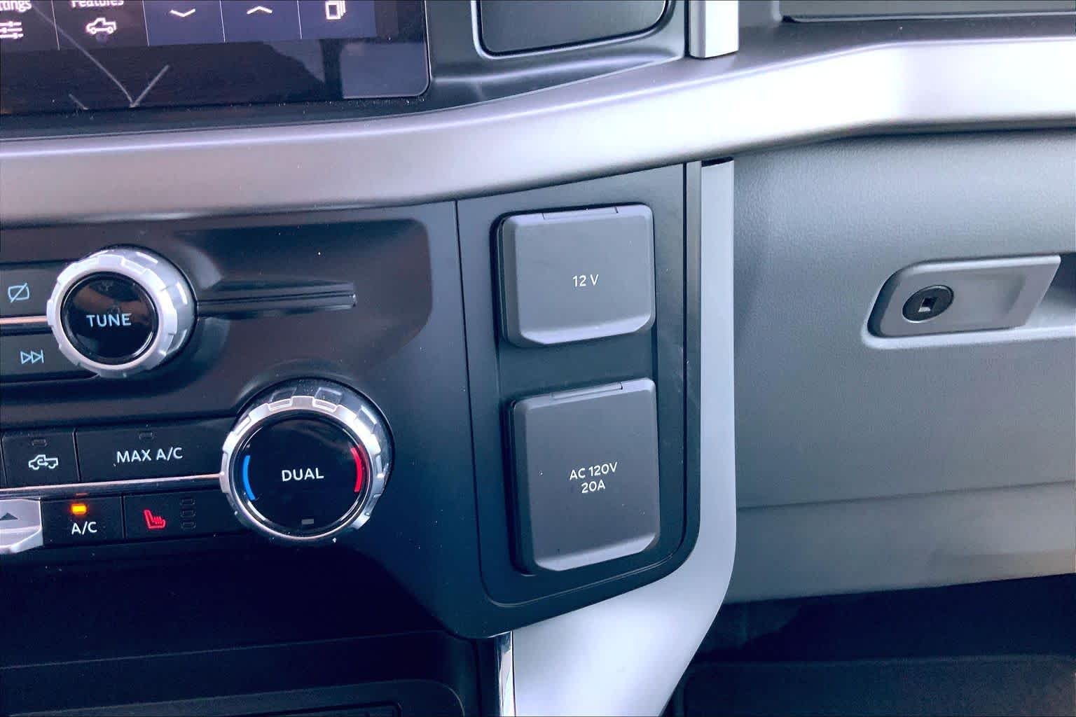 Used 2024 Carbonized Gray Metallic Ford XLT image 36