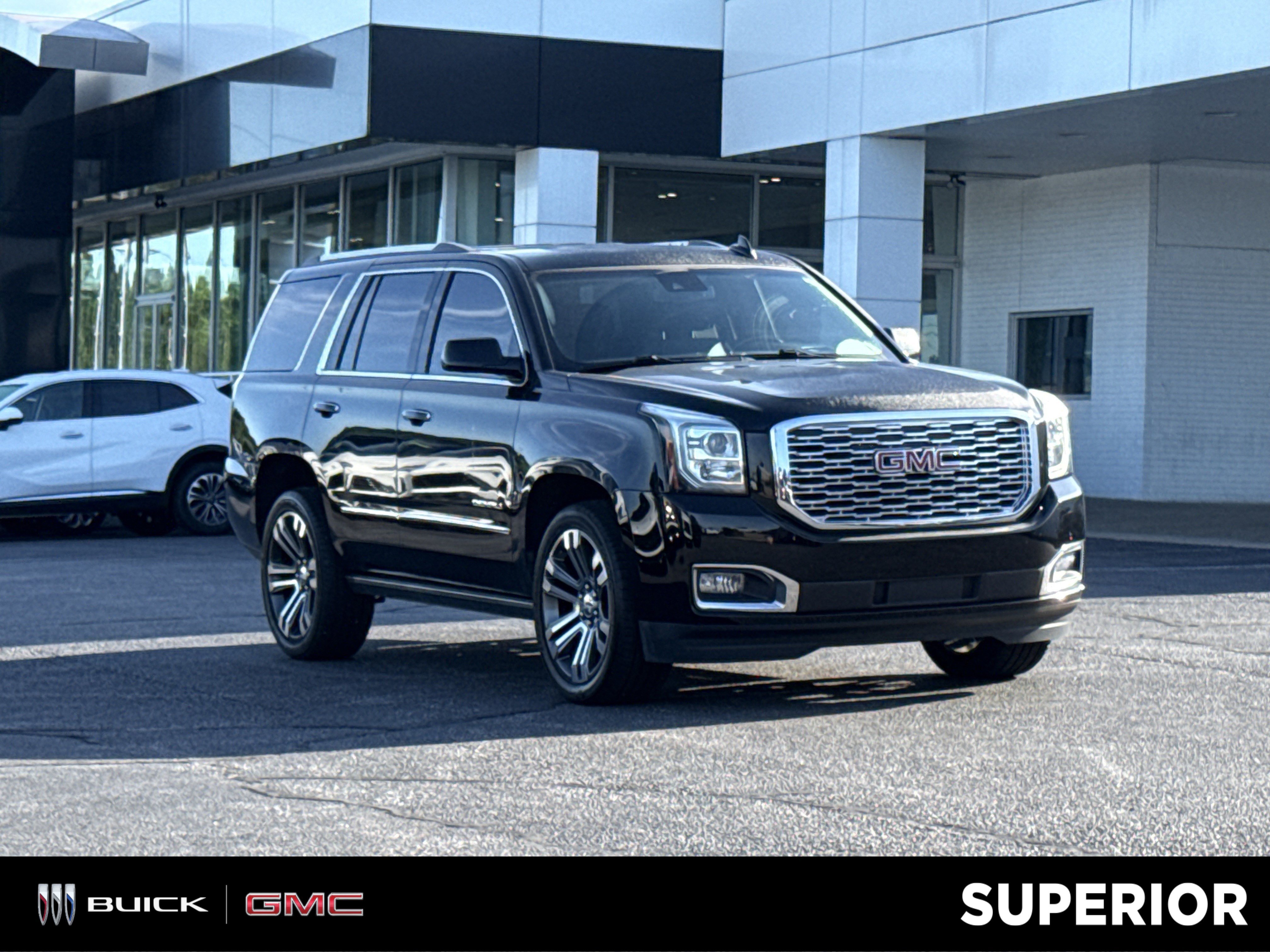 2018 GMC Yukon 4WD Denali's photo