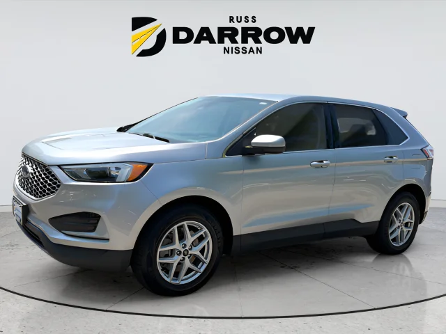 Used 2024 Silver Ford SEL image 1