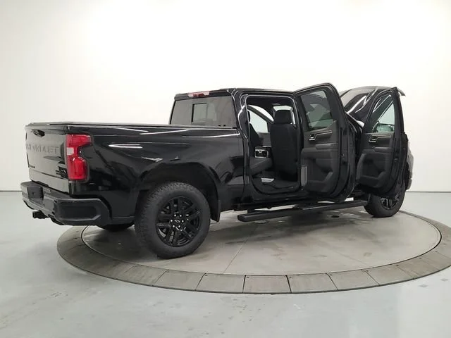 Used 2026 Black Chevrolet High Country image 15