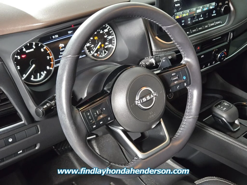 Used 2022 Caspian Blue Metallic Nissan SL image 26