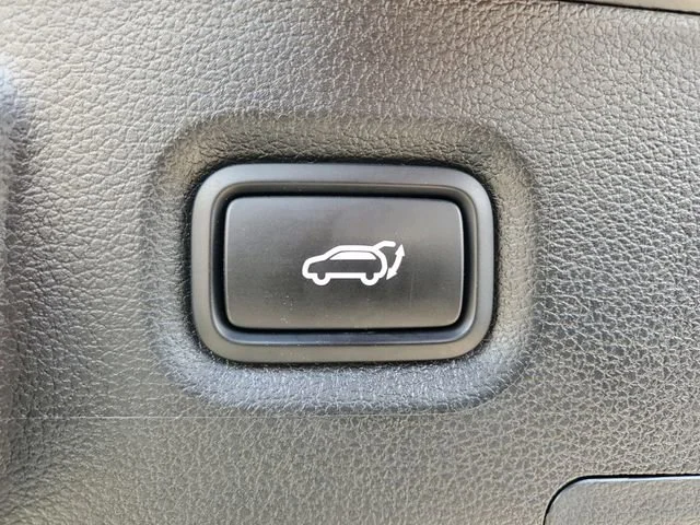 Used 2023 Black Hyundai Limited image 31