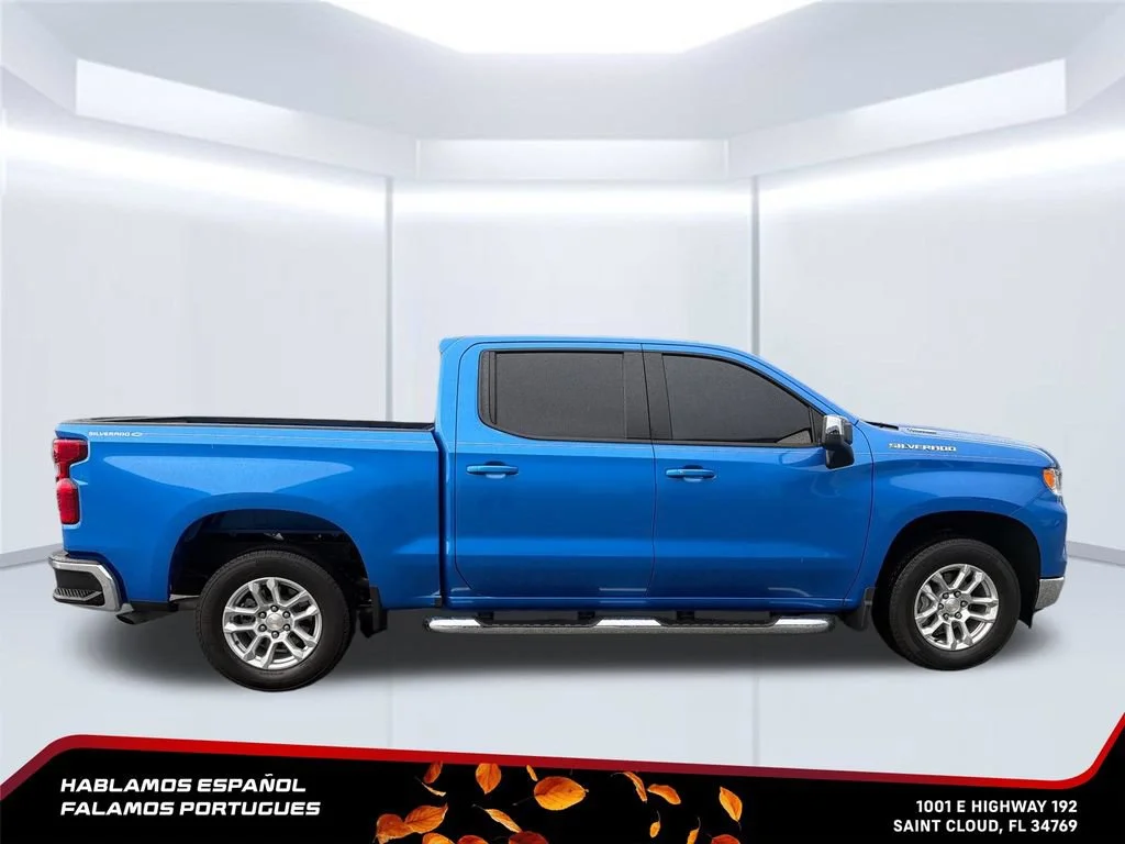 Used 2026 Riptide Blue Metallic Chevrolet LT image 6