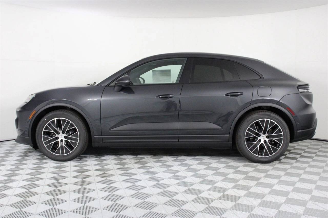 Certified 2025 Porsche Macan Base with VIN WP1AD2XA9SL077904 for sale in Pasadena, CA