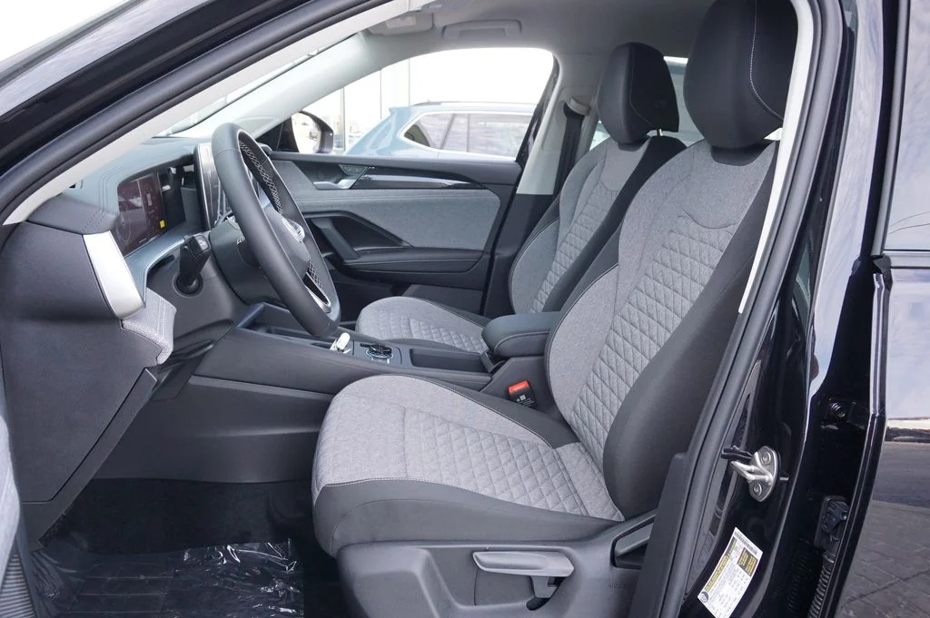 New 2026 Black Volkswagen 2.0T S image 10