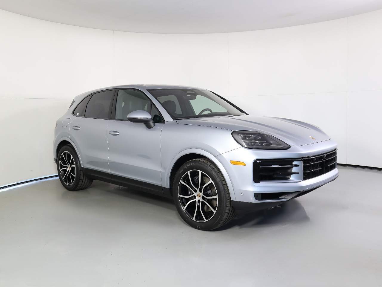 New 2026 Dolomite Silver Metallic Porsche  image 9