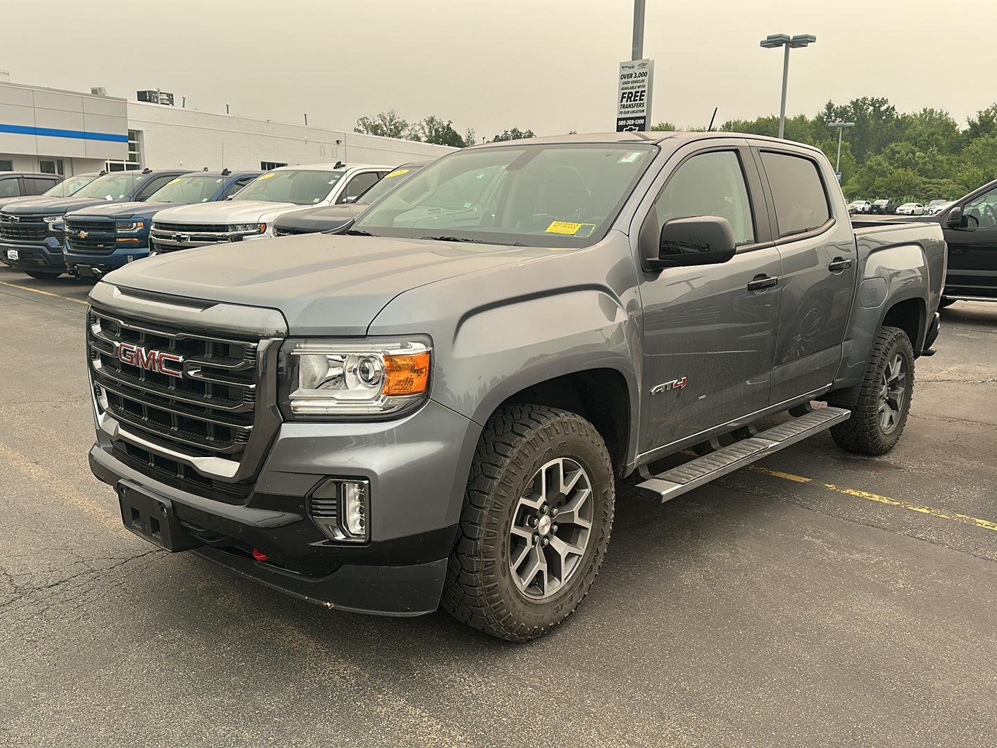 Used 2022 Satin Steel Metallic GMC AT4 - Leather image 5