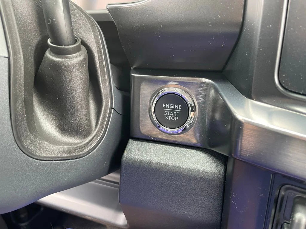 New 2026 Avalanche Gray Ford F-450® LARIAT® image 20