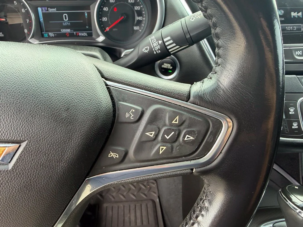 Used 2018 Red Chevrolet LT image 17