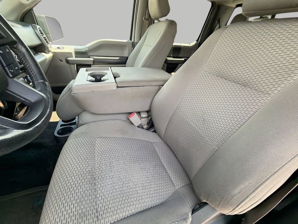 Used 2015 Silver Ford XLT image 16