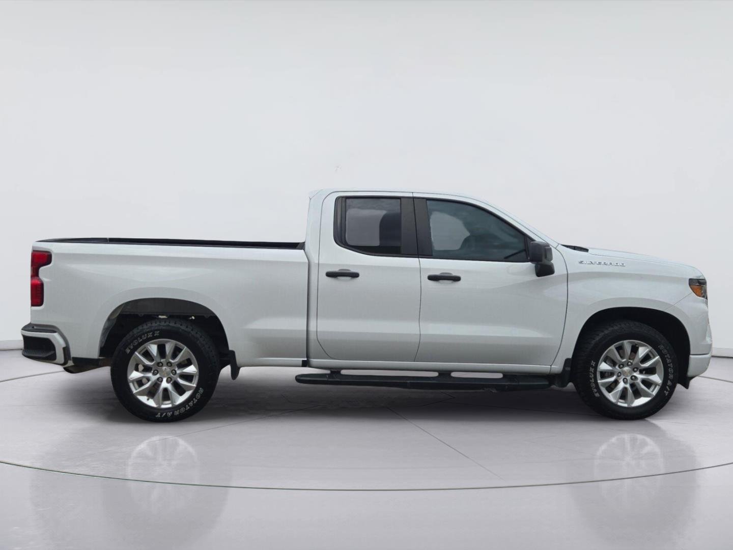 Used 2024 Summit White Chevrolet Custom image 6