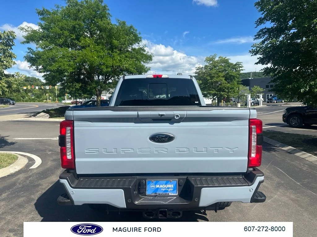 New 2026 Gray Ford Lariat image 5