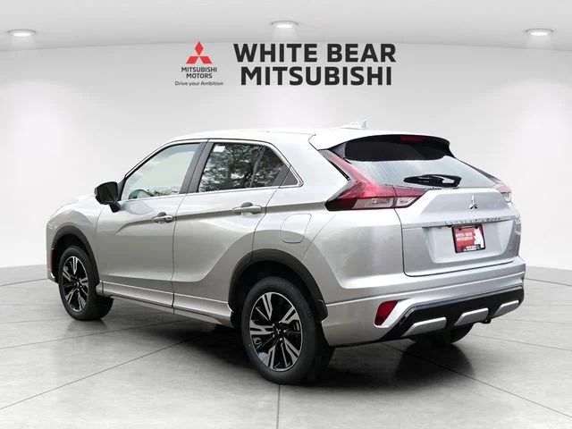 New 2026 Alloy Silver Metallic Mitsubishi SEL image 2