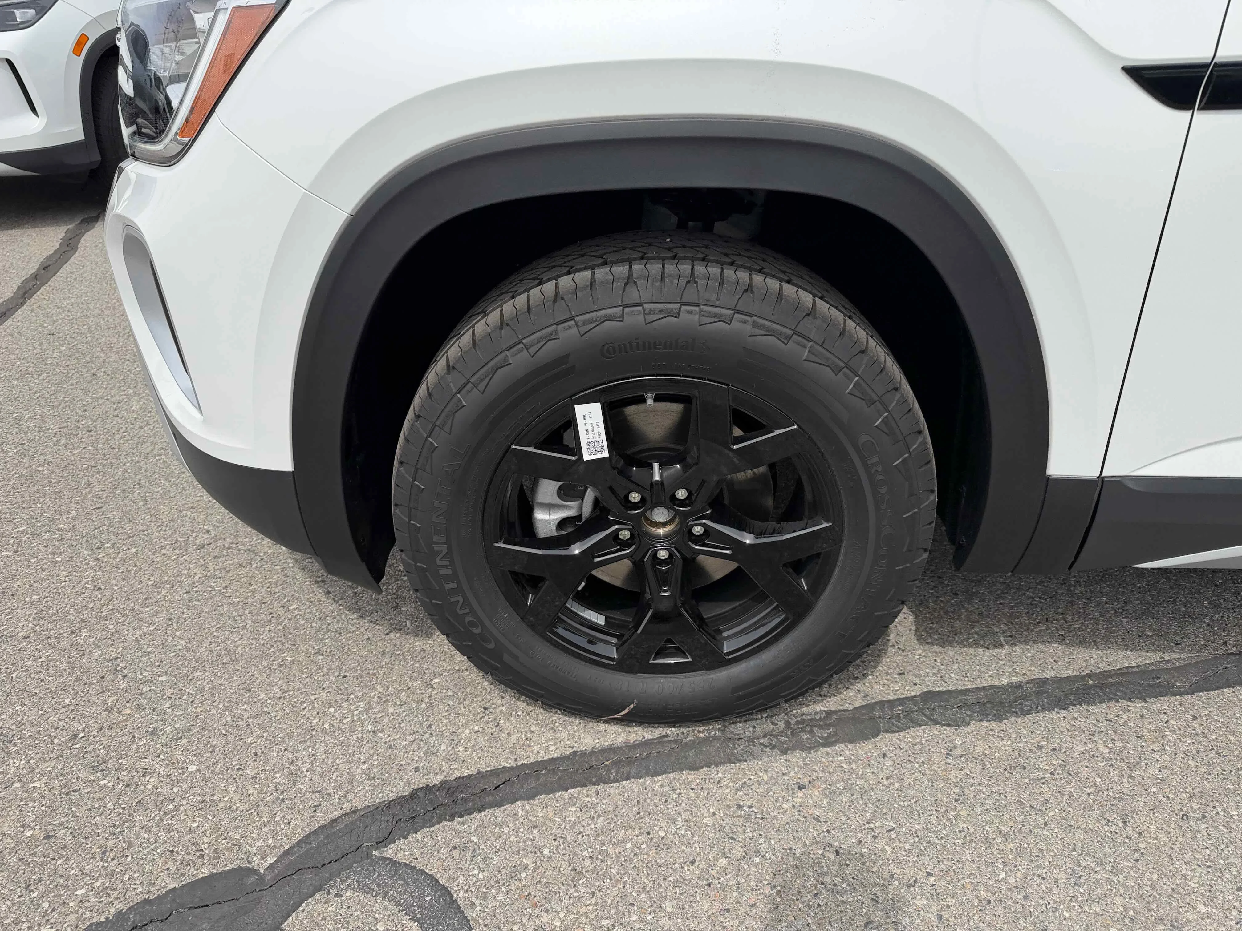 New 2026 Pearl Volkswagen 2.0T Peak Edition image 13