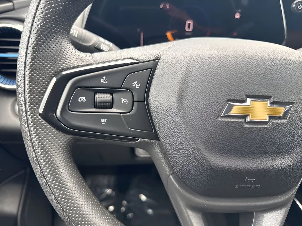 Used 2024 Blue Chevrolet LT image 13