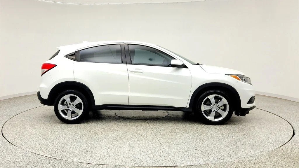 Used 2021 Platinum White Pearl Honda LX 2WD CVT image 4
