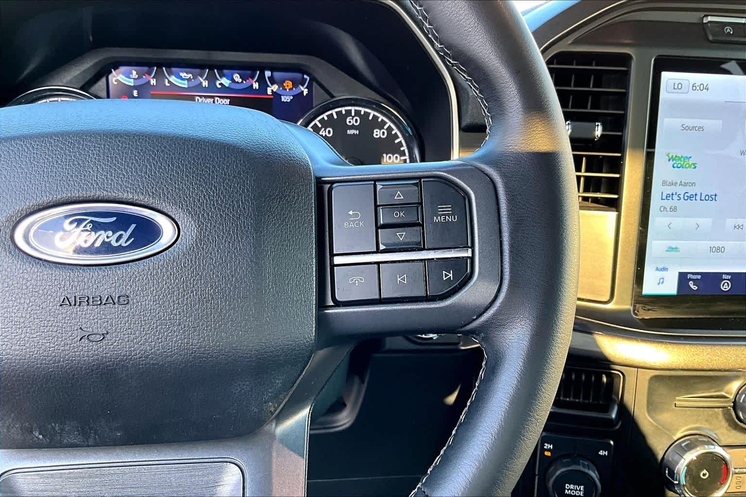 Used 2023 Oxford White Ford XLT image 25