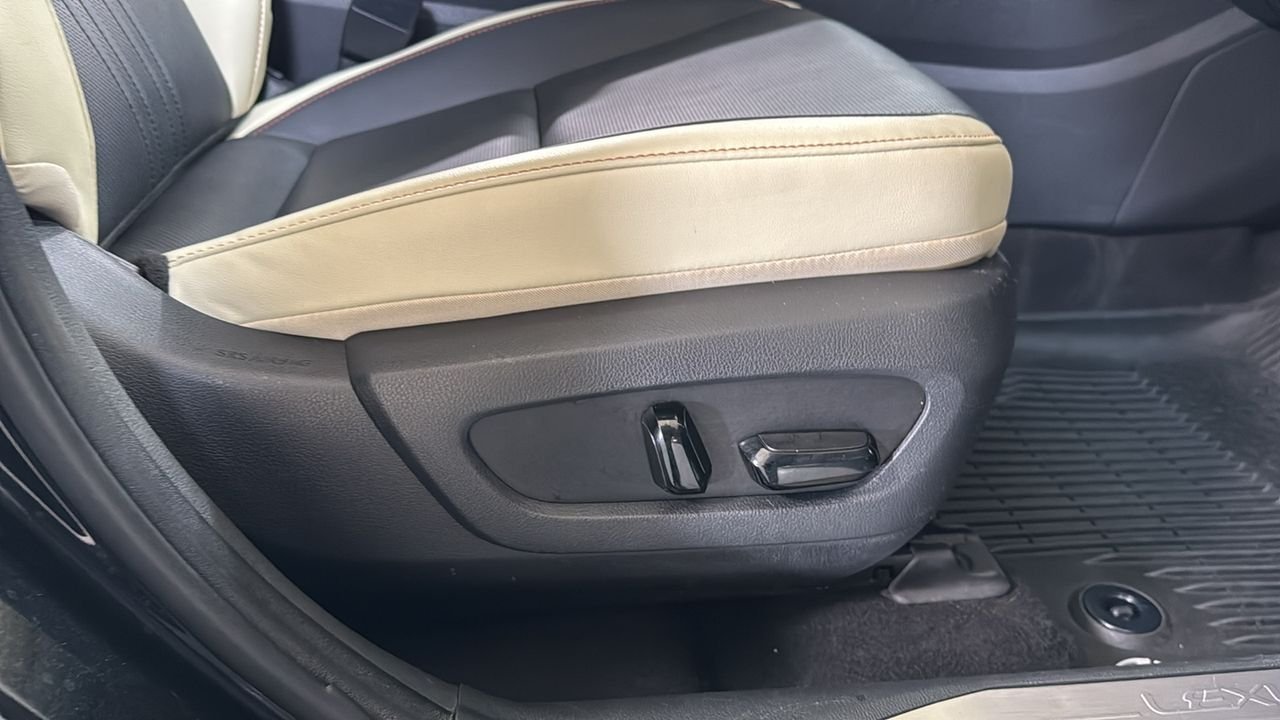 Used 2023 Black Lexus 350h Premium image 20