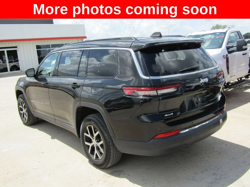 Used 2024 Black Jeep Limited image 3