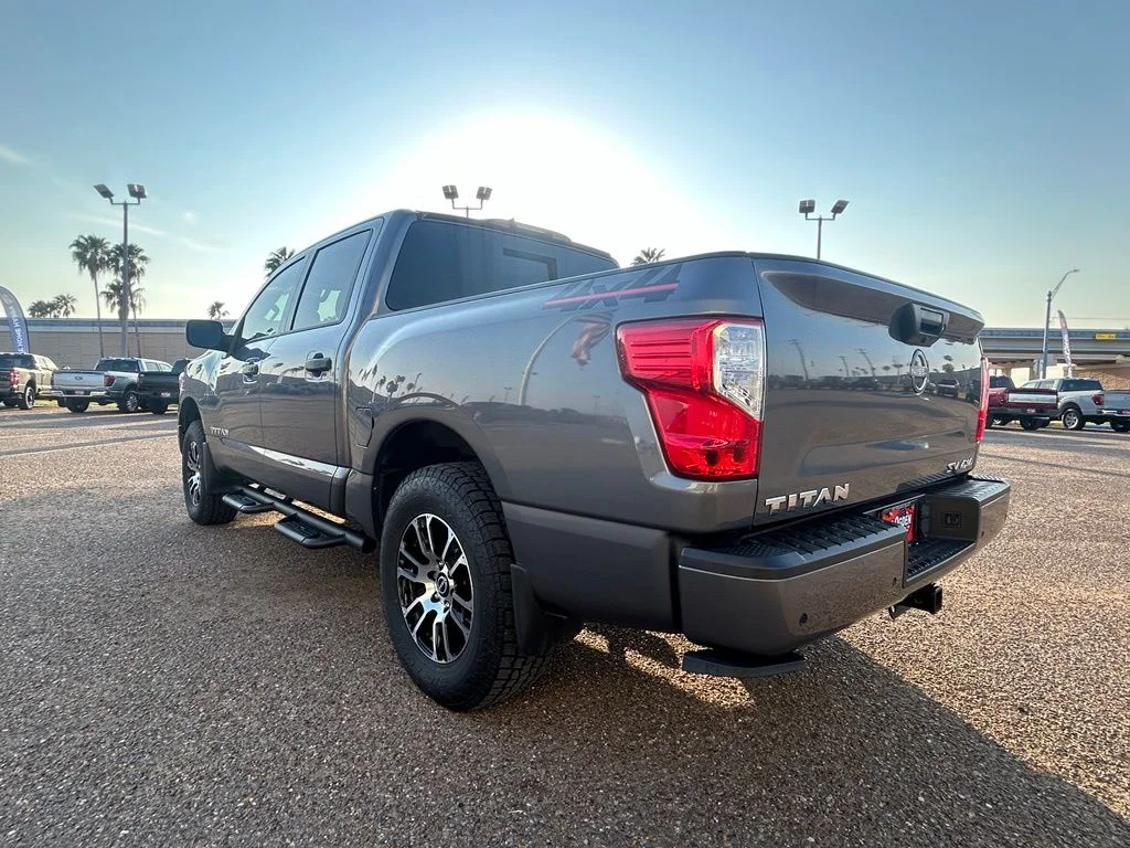 Used 2024 Gray Nissan SV image 4