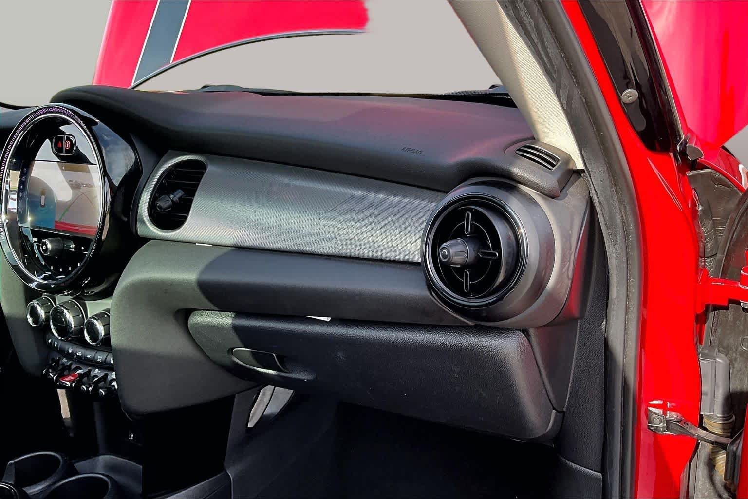 Used 2024 Chili Red MINI Cooper S image 18